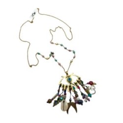 Collar con ojo y dijes de protección y fortuna