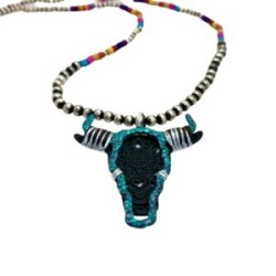 Collar con toro de metal calado vintage