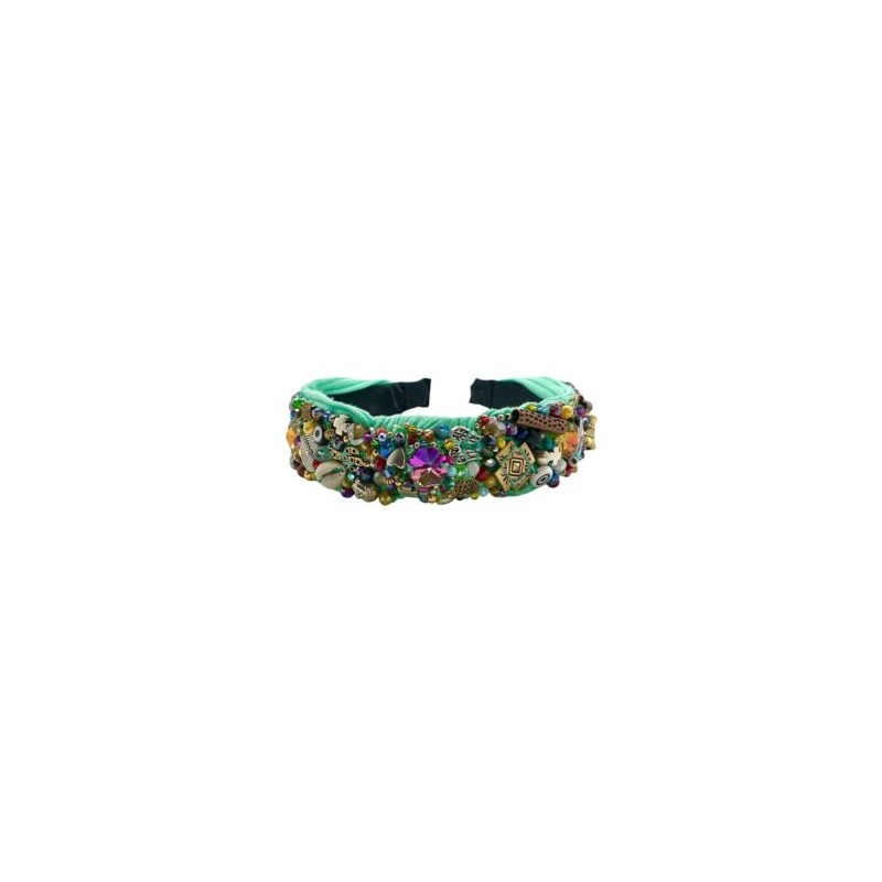 Diadema Bordada a mano con diferentes dijes y cristales VERDE
