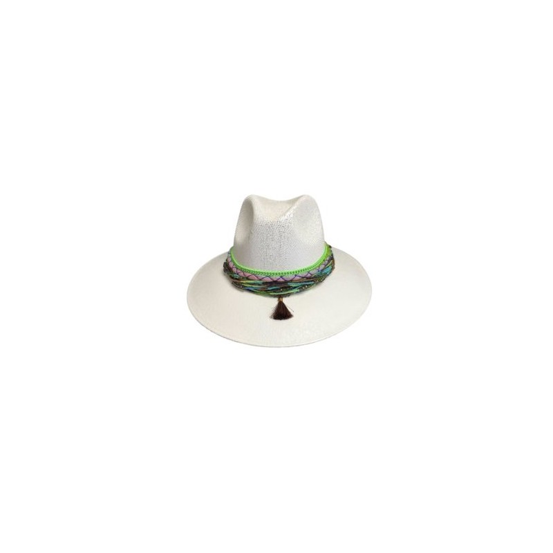 Sombrero con torsal de chaquira color blanco