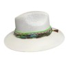 Sombrero con torsal de chaquira color blanco