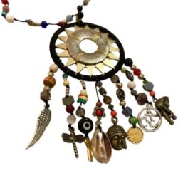 Collar con sol y dije  LOVE, DREAM, HOPE, TRUST, LOVE