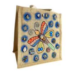 Bolsa cuadrada de yute con LIBELULA pintada a mano y  dijes bordados